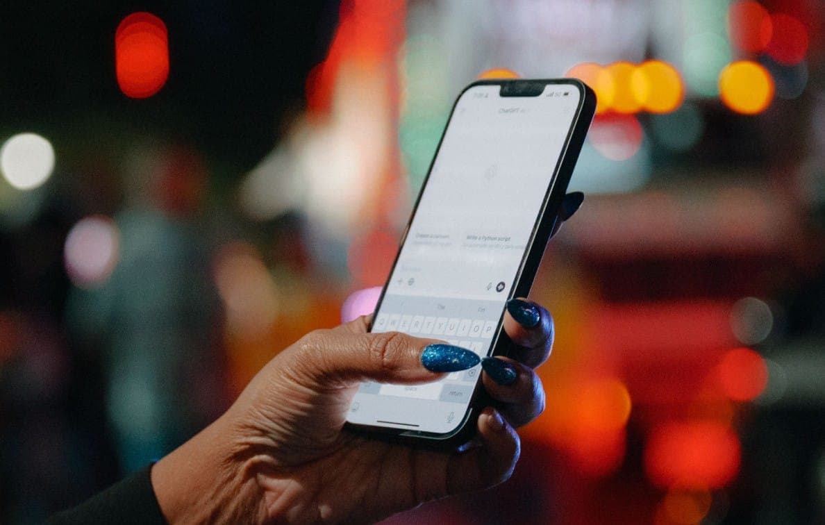 Dashboard visualization across multiple monitors